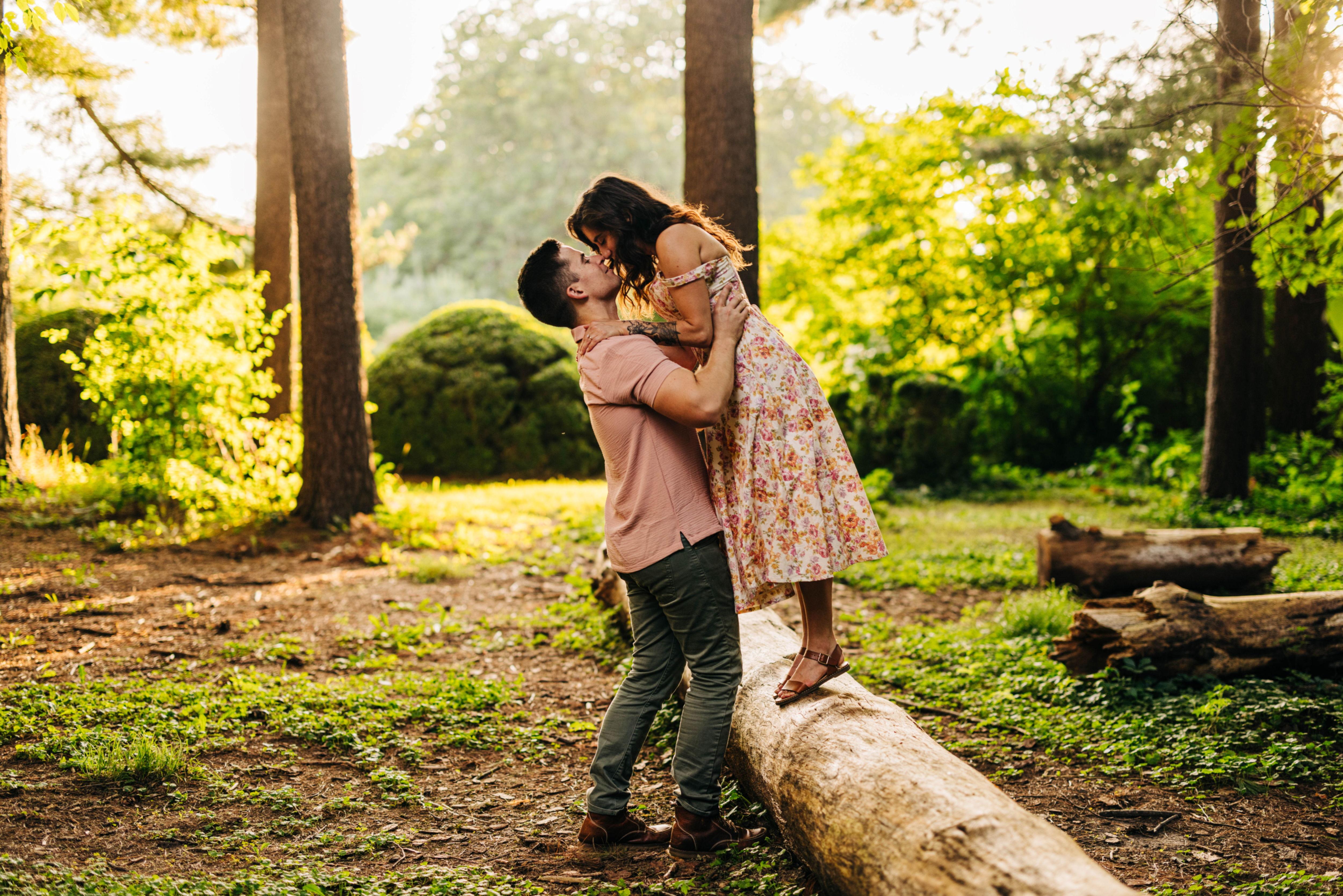 The Wedding Website of Kathryn Elizabeth Howland and Alexander Whitford Taylor