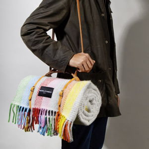 waterproof blanket for park picnics + beach days!