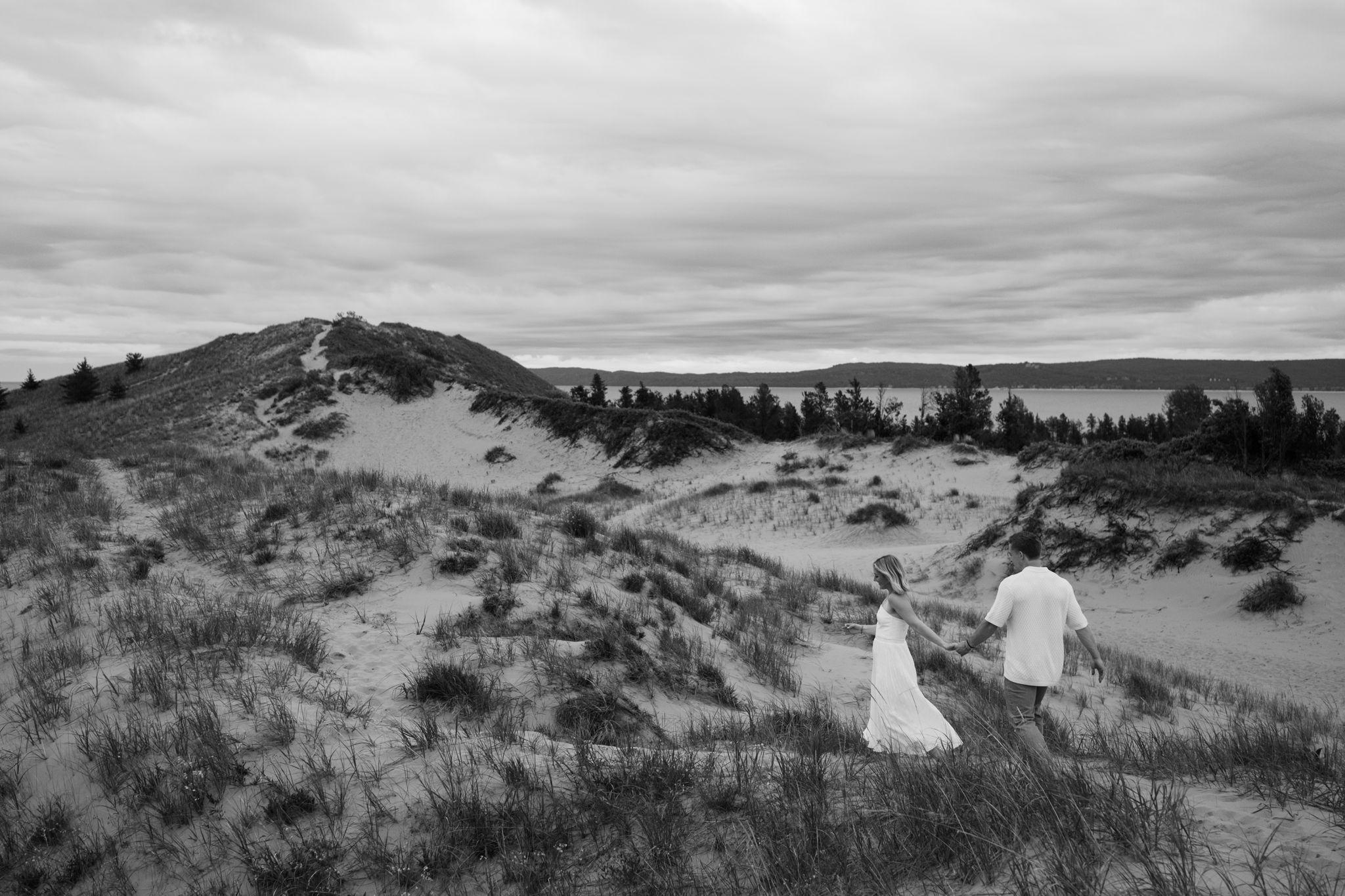 2c0933de-1e3a-4281-84b1-f3aad3768f75