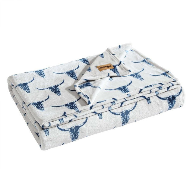Wrangler - Blanket, Ultra Soft Plush Fleece Bedding, Yellowstone Inspired, Luxuriously Soft Bedding for Bed or Couch (Steer Head Blue, King)