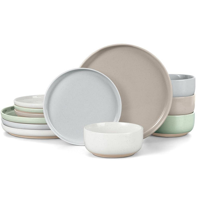 LIANYU 12 Piece Ceramic Dinnerware Set, Stoneware Dinner Dish Set for 4, Kitchen Modern Dishware Plates and Bowls, Scratch Resistant, Assorted Colors