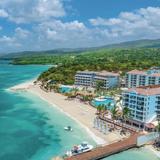 Things To Do At / Cosas Que Hacer En Sandals Dunn’s River