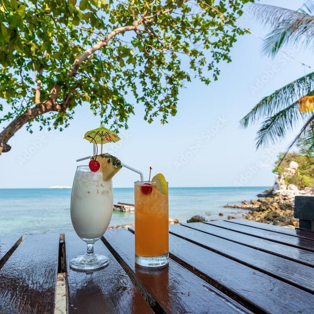 Drinks on the Beach 🍹