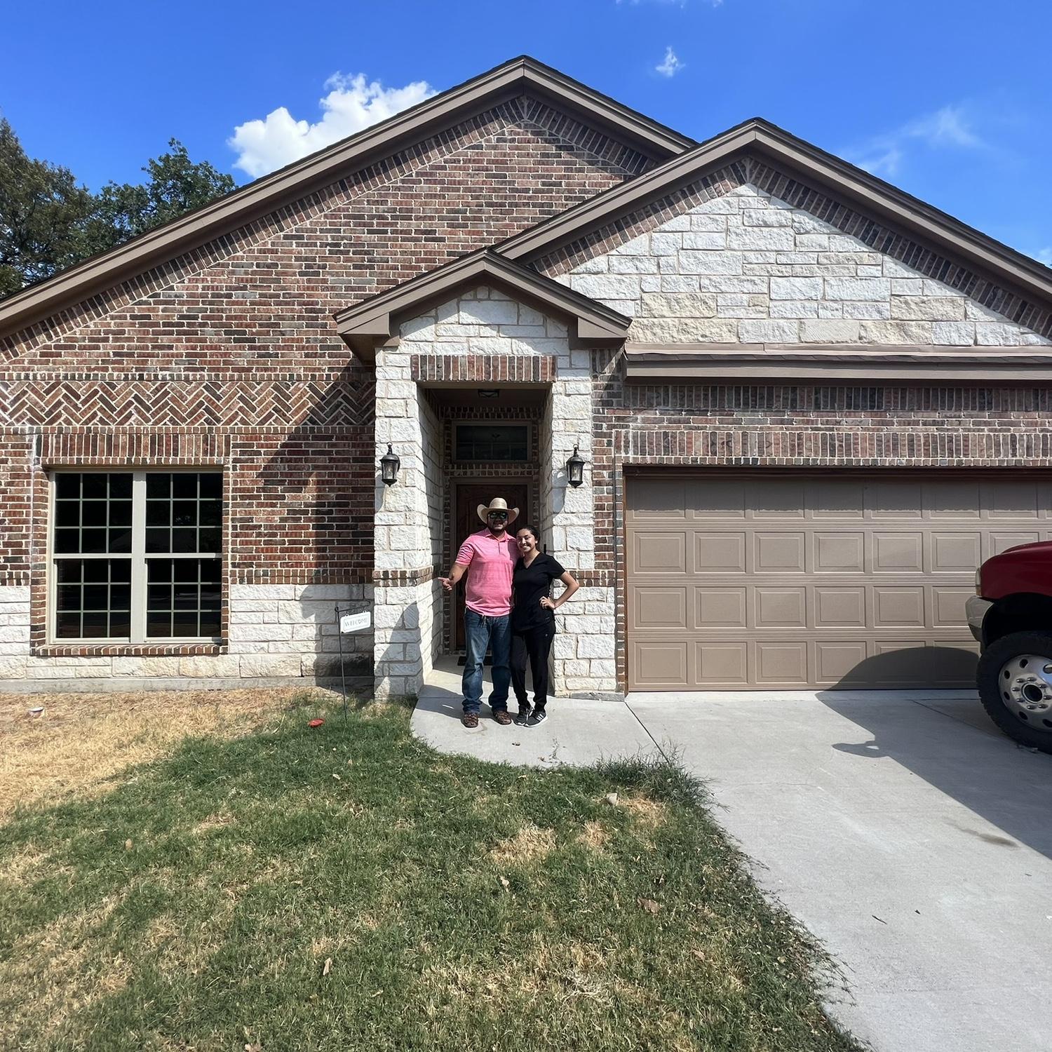 When we bought our first home !
Cuando compramos nuestra primera casa!