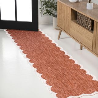 Alice Two-Tone Scalloped Indoor/Outdoor Runner