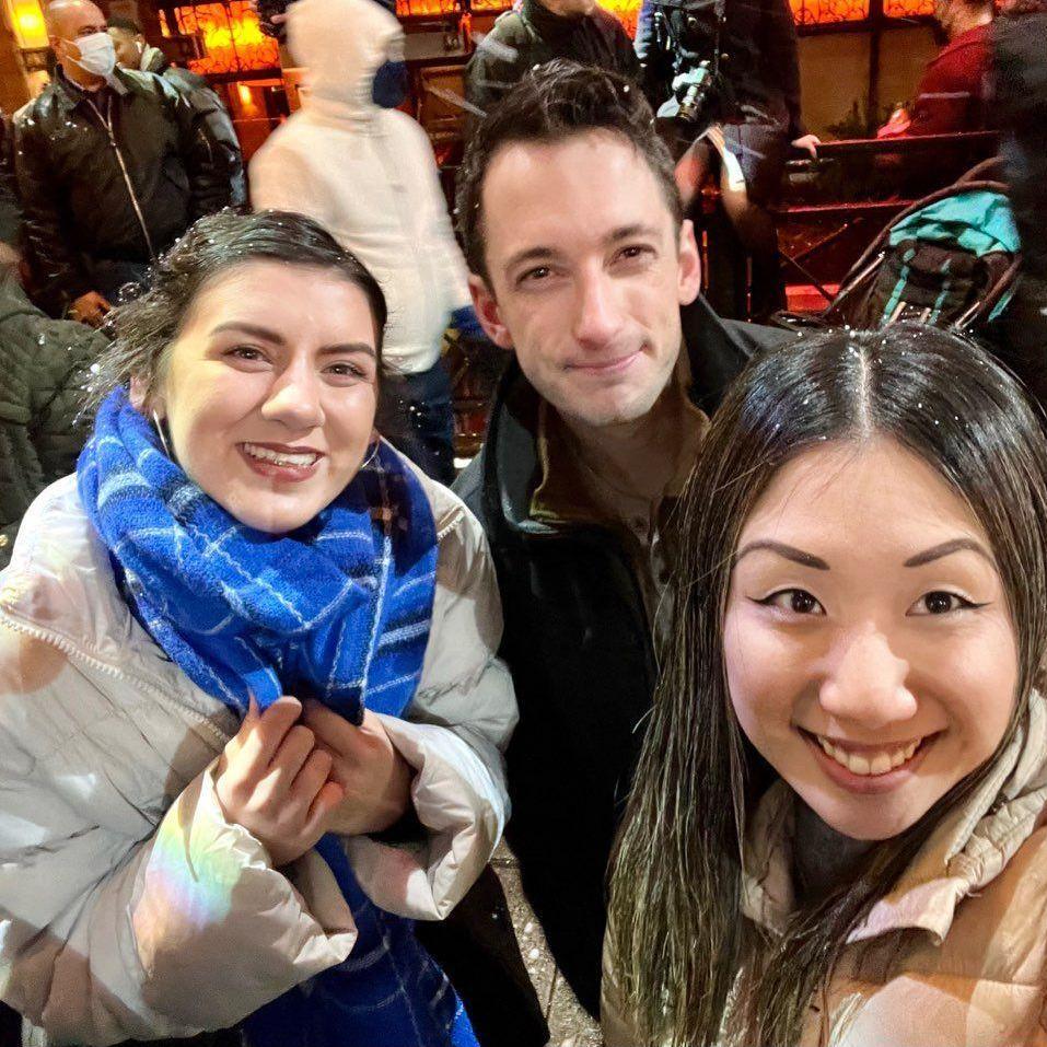 [Bellevue, WA | December 24th, 2021] The first time Elya and Adam met was at the Snowflake Lane parade ❄ Their mutual friend Kayley introduced them to each other :)