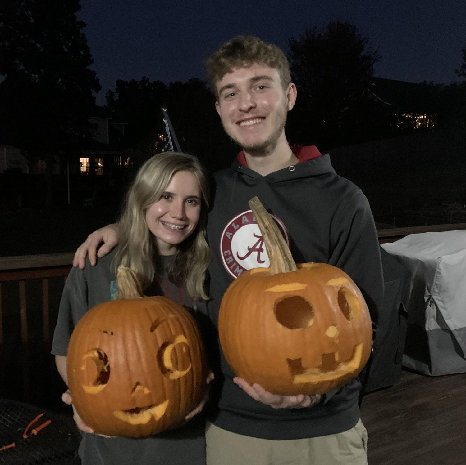 Carving Pumpkins (2020)