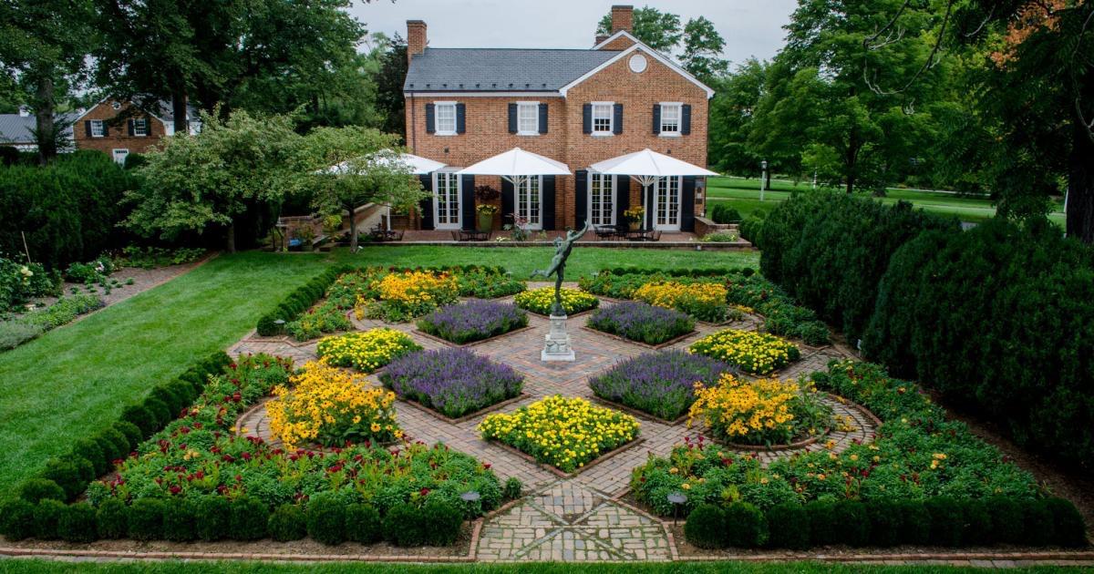 The Wedding Website of Abbey Esslinger and Joe Sanders
