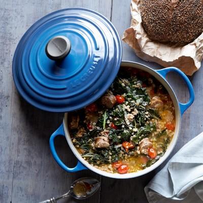 Le Creuset Signature Cast Iron Round Dutch Oven, 2 3/4-Qt.