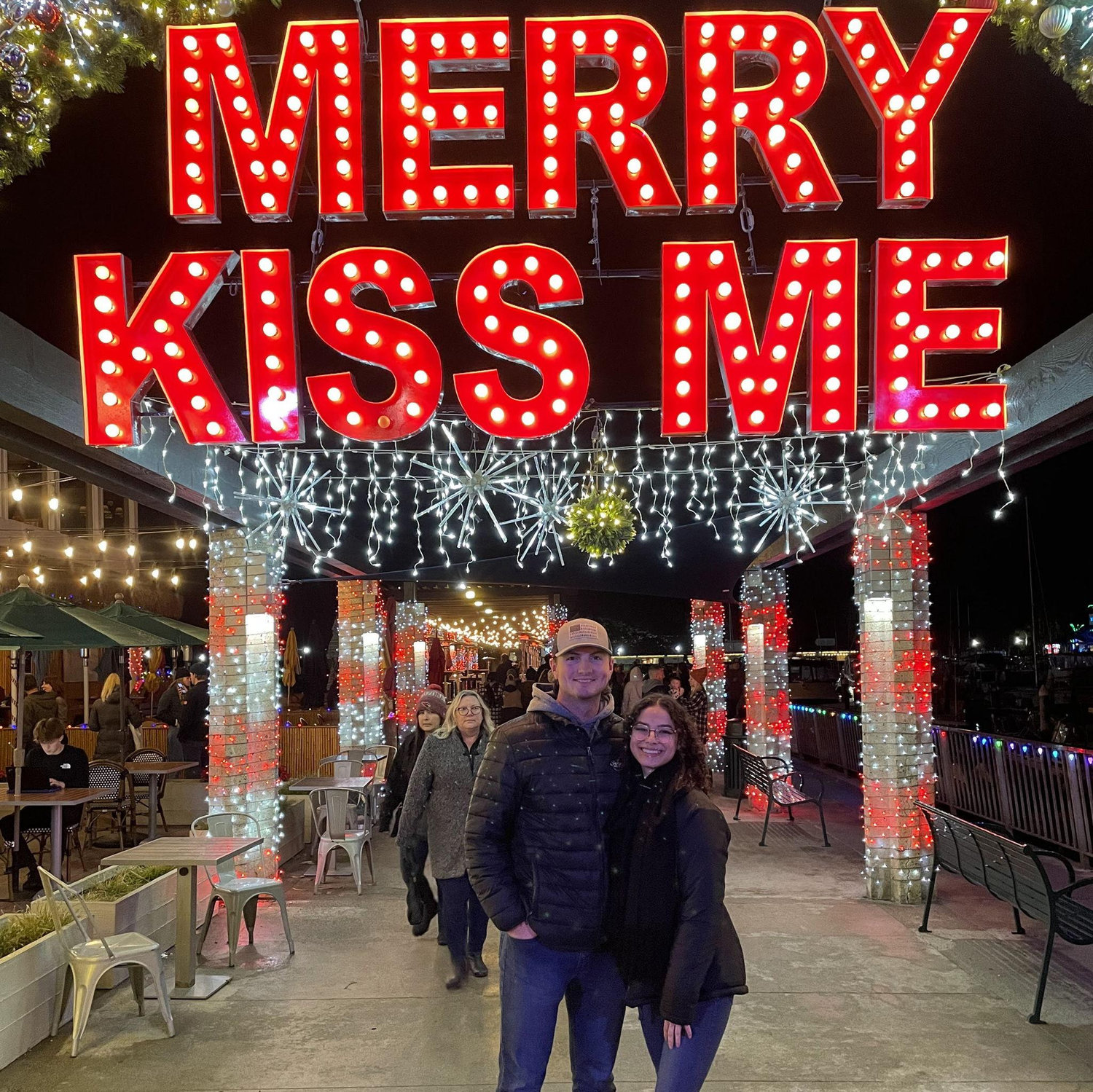 Merry Kiss Me in CA 12/11/2022