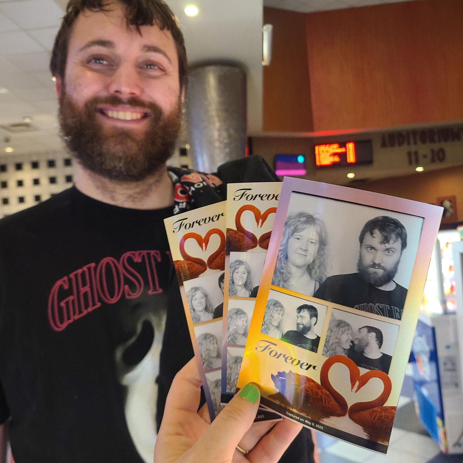 In S. FL where we didn't have tons of family and friends around yet we took as photobooth pics to document our relaysh and share with folks we love, a tradition we continue to this day!