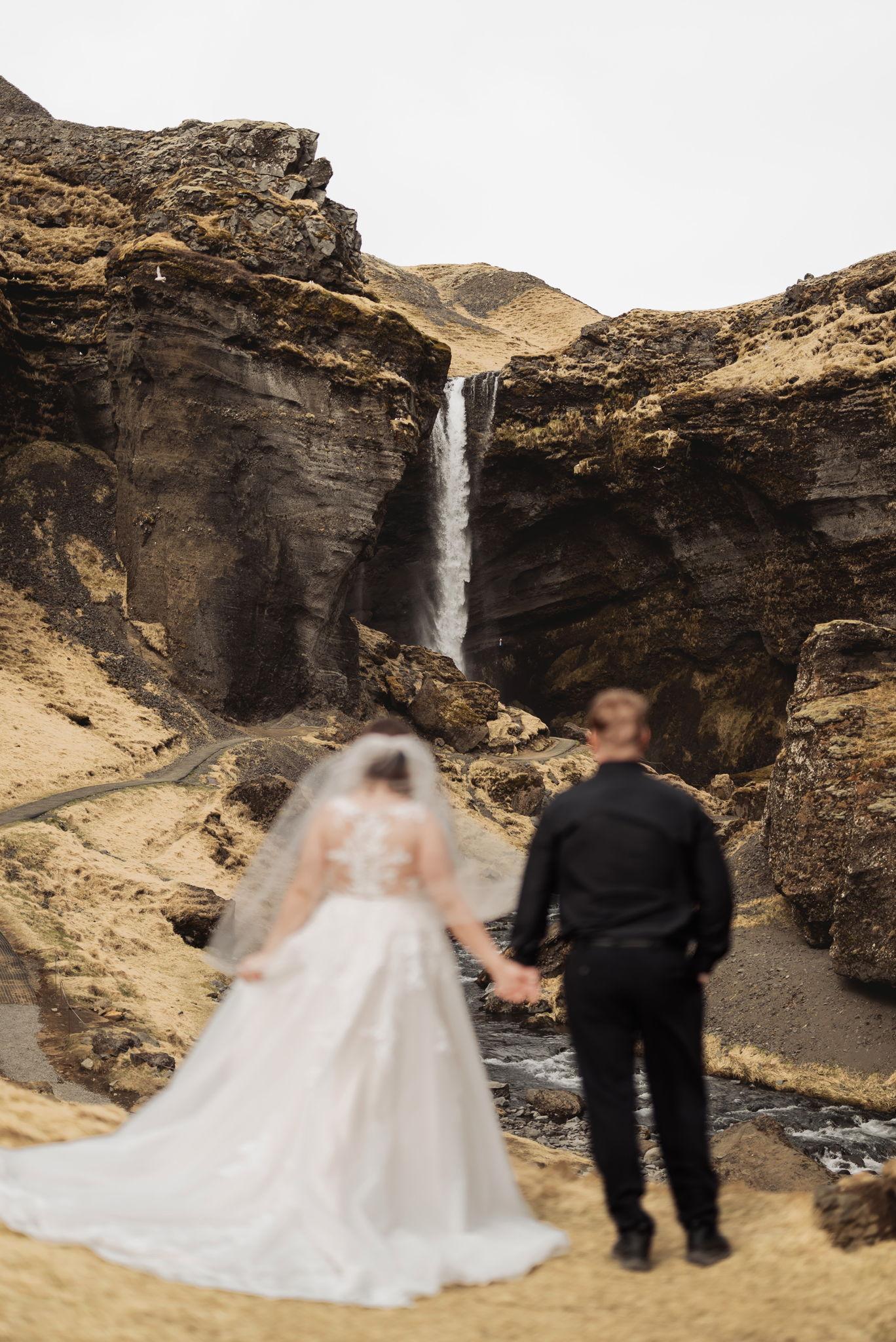 The Wedding Website of Chelsea Knutson and Karl Capes