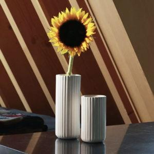 Short Bud Vase - Cloud White
