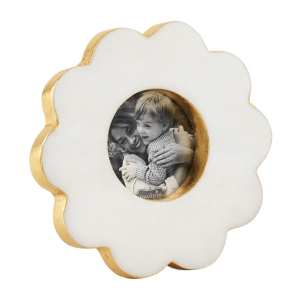 Circle Scallop Marble Frame