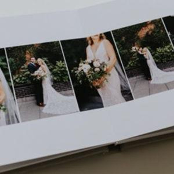 Heirloom Wedding Album