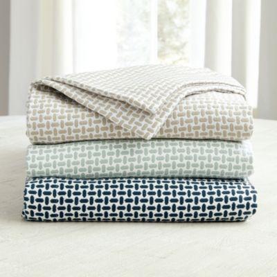 Tilly Matelasse Coverlet, King, Spa