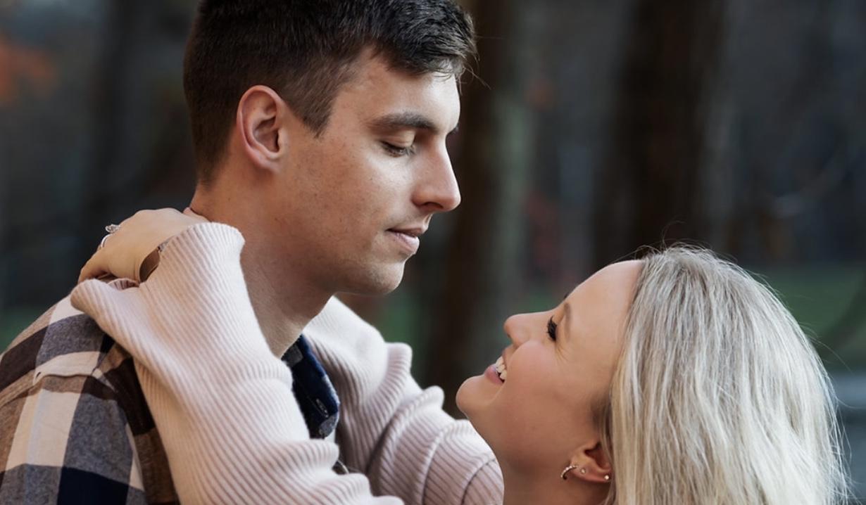 The Wedding Website of Arielle Zeisler and Jacob Ratcliff