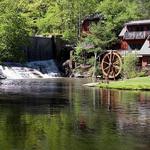 Highland Lake Inn & Resort