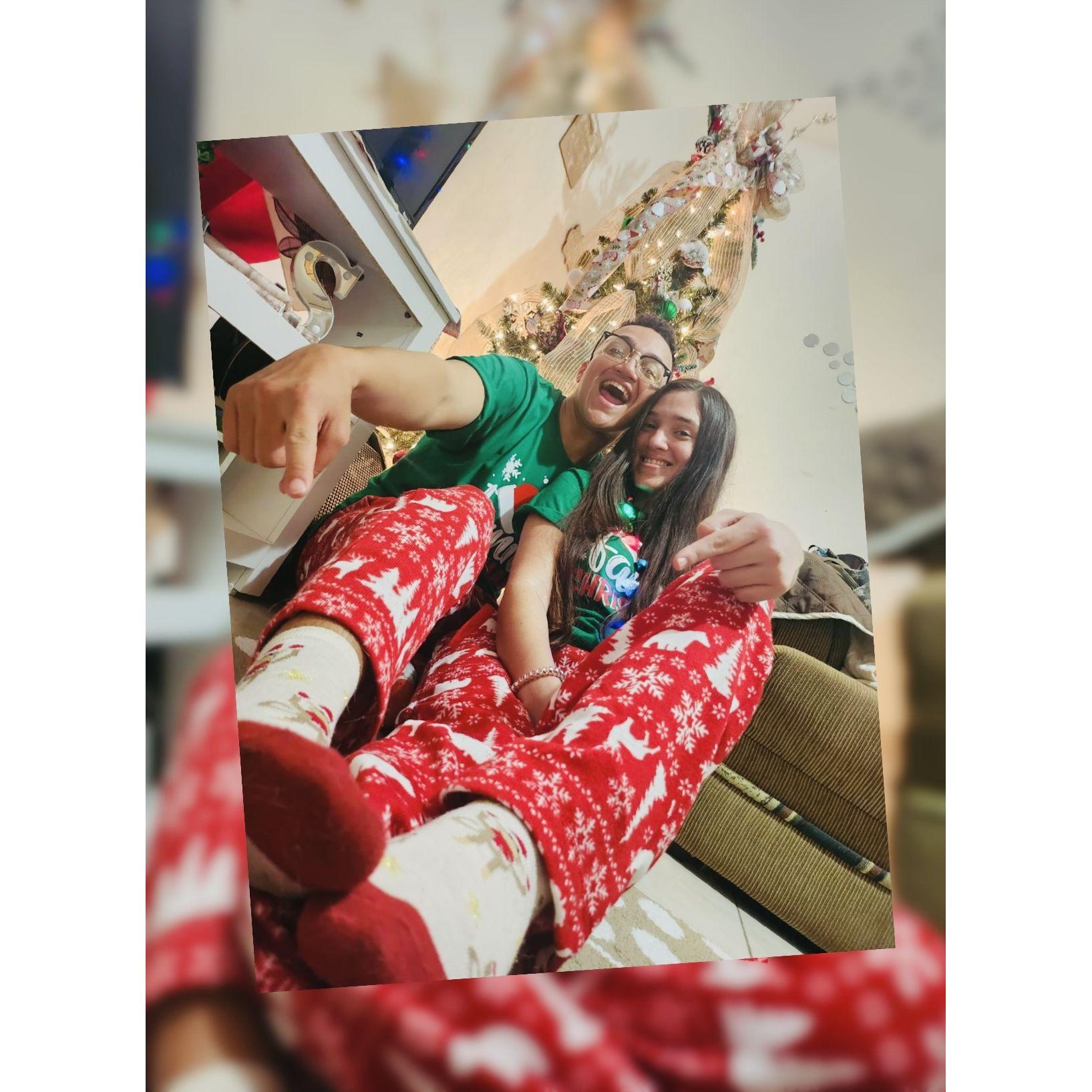 Gingerbread House Pijama Party con amistades