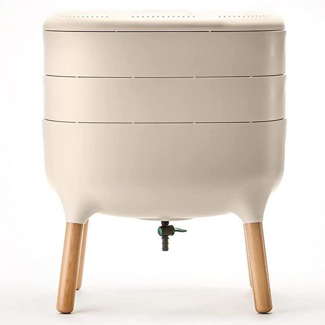 Award-Winning, Stylish Urbalive Worm Farm Compost Bin. Available in Ivory, Gray, and Lime Green. Start Your Vermicomposting Journey Today!