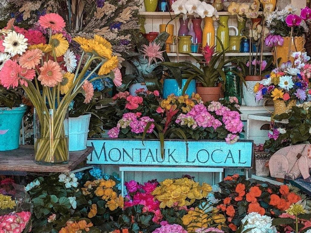 The Wedding Website of Victoria Cacace and Corrado Cina