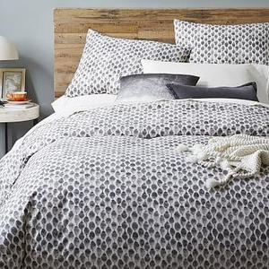 Queen Organic Stamped Dots Duvet Cover in Slate