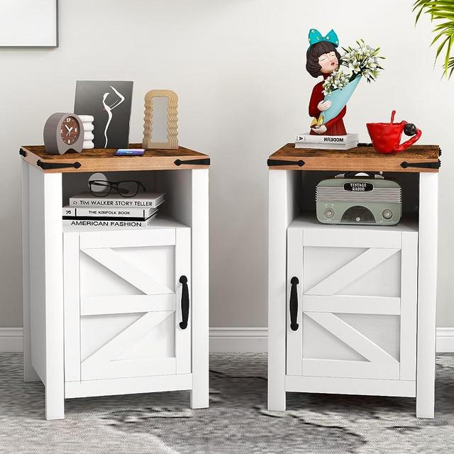 oneinmil Nightstand with Charging Station, Farmhouse End Table with Barn Door, Sofa Side Table with Storage Space 2-Piece Set, Suitable for Livingroom and Bedroom,White