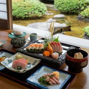Sushi Dinner in Japan!