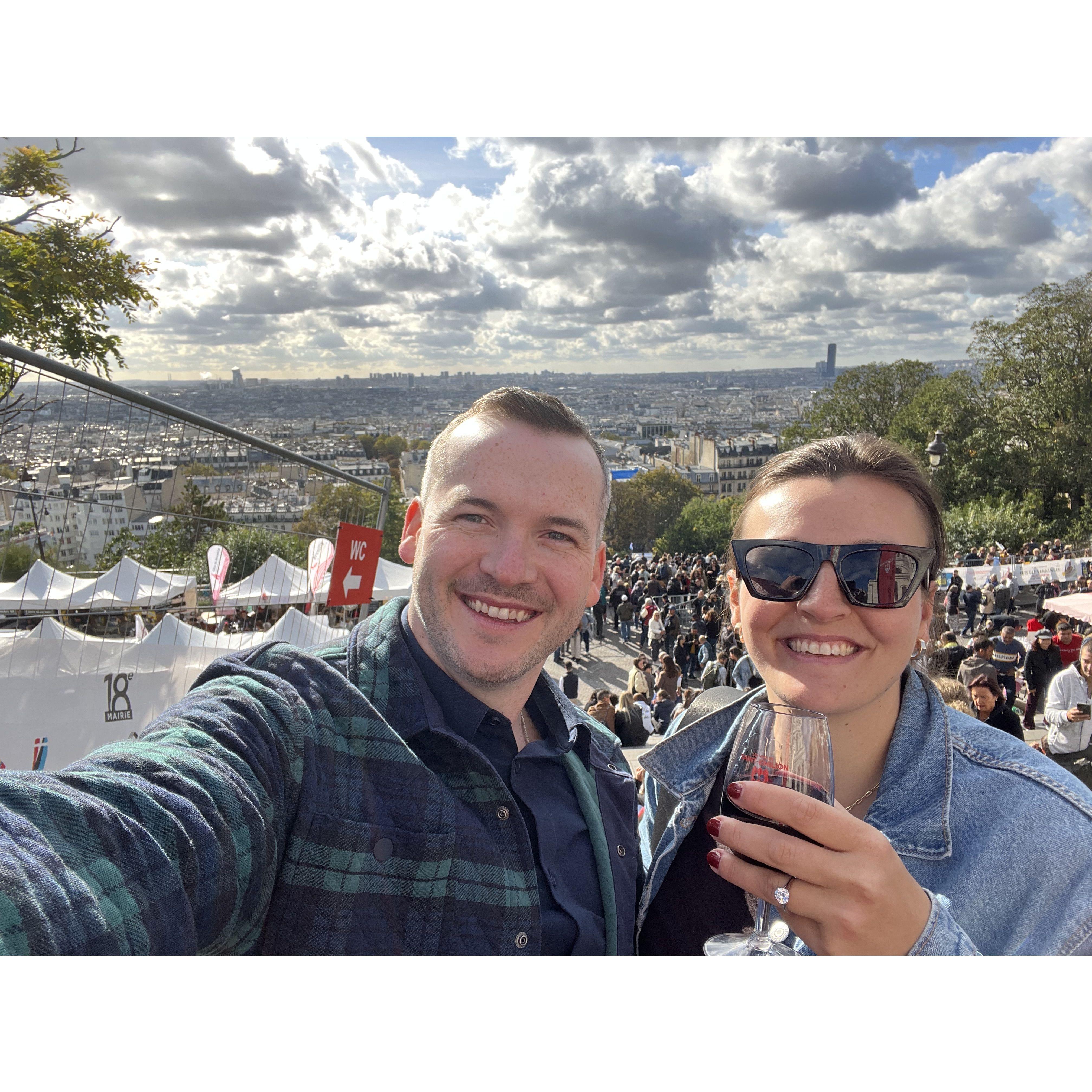 Post engagement pictures at Basilique du Sacré-Cœur