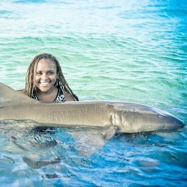 Nadar con tiburones para dos