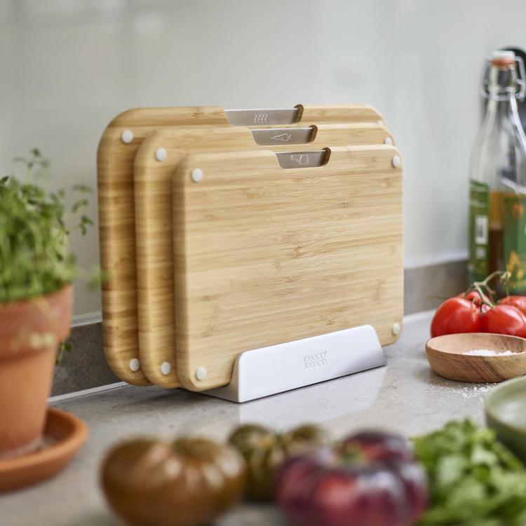 【全品UKオリジナル】Boards Of  3作品セット Joseph Joseph, Nest 3-Piece Bamboo Cutting Board Set | Zola