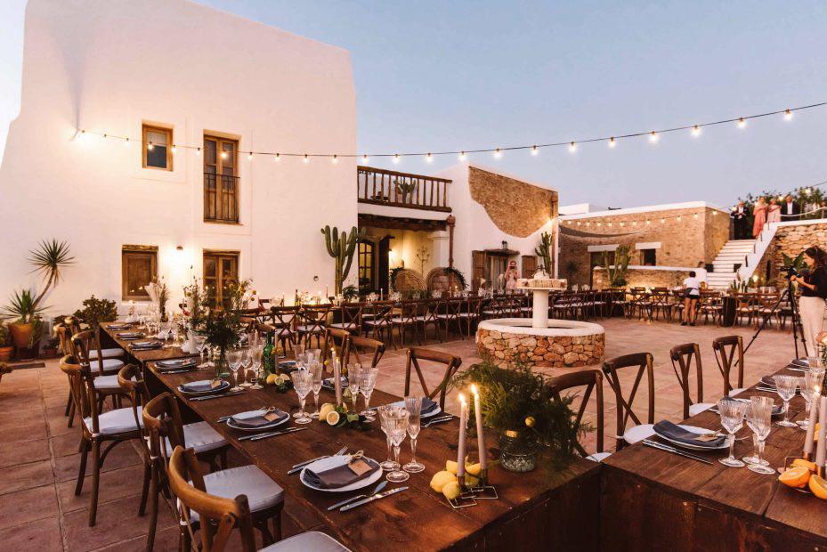 The Wedding Website of Katie Russell and Lewis Hames