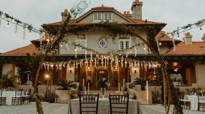 The Wedding Website of Mackenzie Hill and Dennis Williams