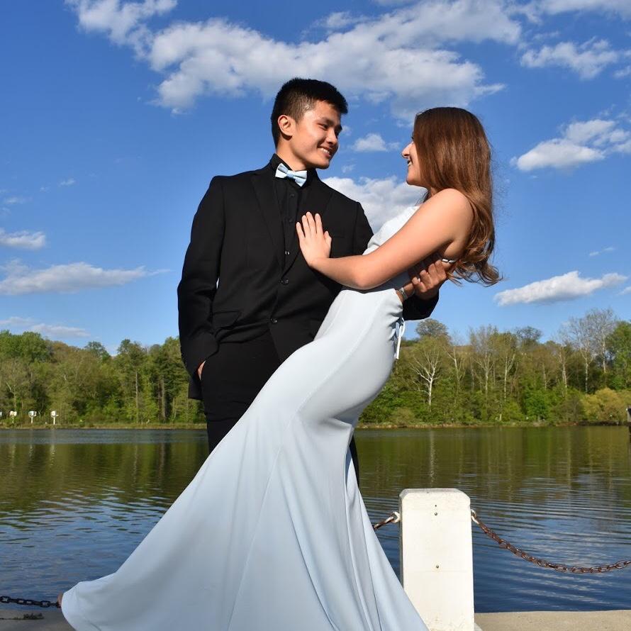 Senior “prom” in quarantine 2020