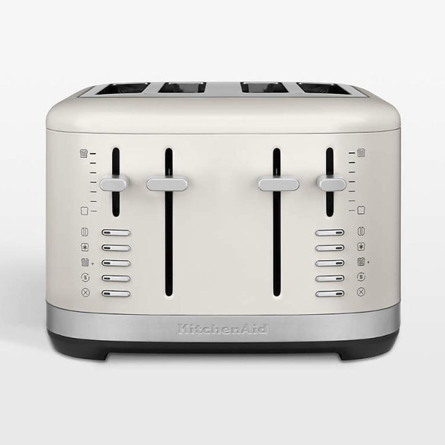 KitchenAid ® 4-Slice Toaster in Porcelain White