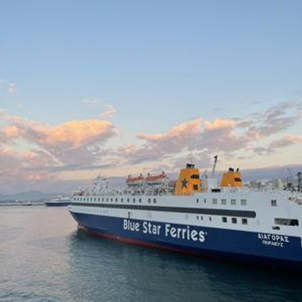Ferry to Hydra