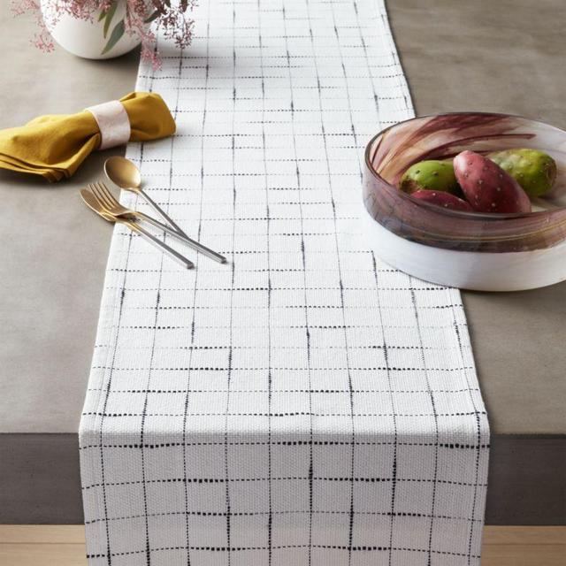 Woven Black and White Grid Runner 90"