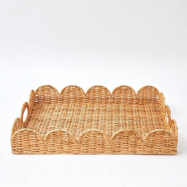 Natural Scalloped Wicker Tray