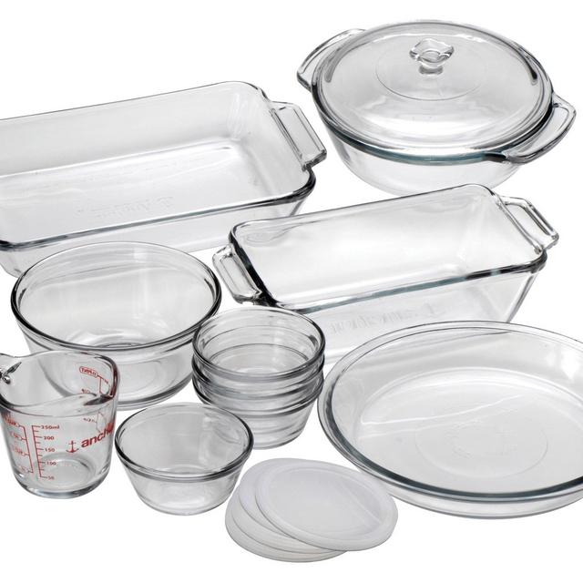 Anchor Hocking Oven Basics 15-Piece Glass Bakeware Set with Casserole Dish, Pie Plate, Measuring Cup, Mixing Bowl, and Custard Cups with Lids