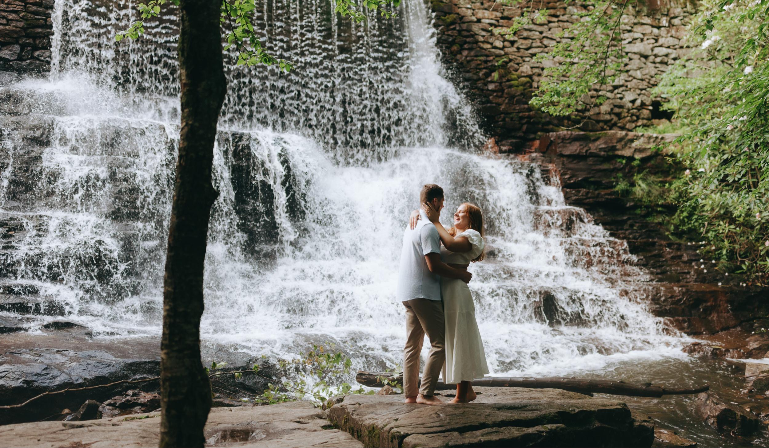 The Wedding Website of Abigail Kress and Chase Fike