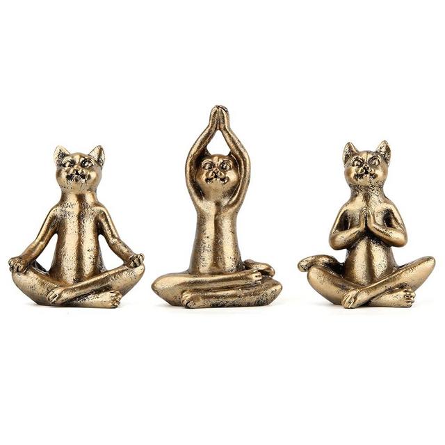 Smadeer Yoga Cat Statues for Home Decor Accents,Yoga Pose Figurine for Zen Spiritual Bedroom Living Room Office Table Desk Modern Boho Decoration,Meditation Shelf Decor Accents Antique Bronze Gift