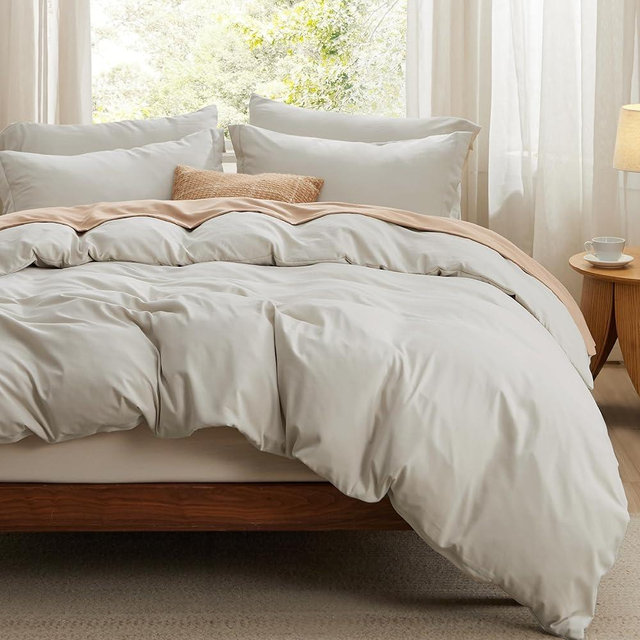 Bedsure Duvet Cover Queen Size - Soft Prewashed Queen Duvet Cover Set with Fitted Sheet, 6 Pieces, Includes 1 Duvet Cover 90x90 Inches, 2 Pillow Shams, 2 Pillowcases, 1 Fitted Sheet, Linen