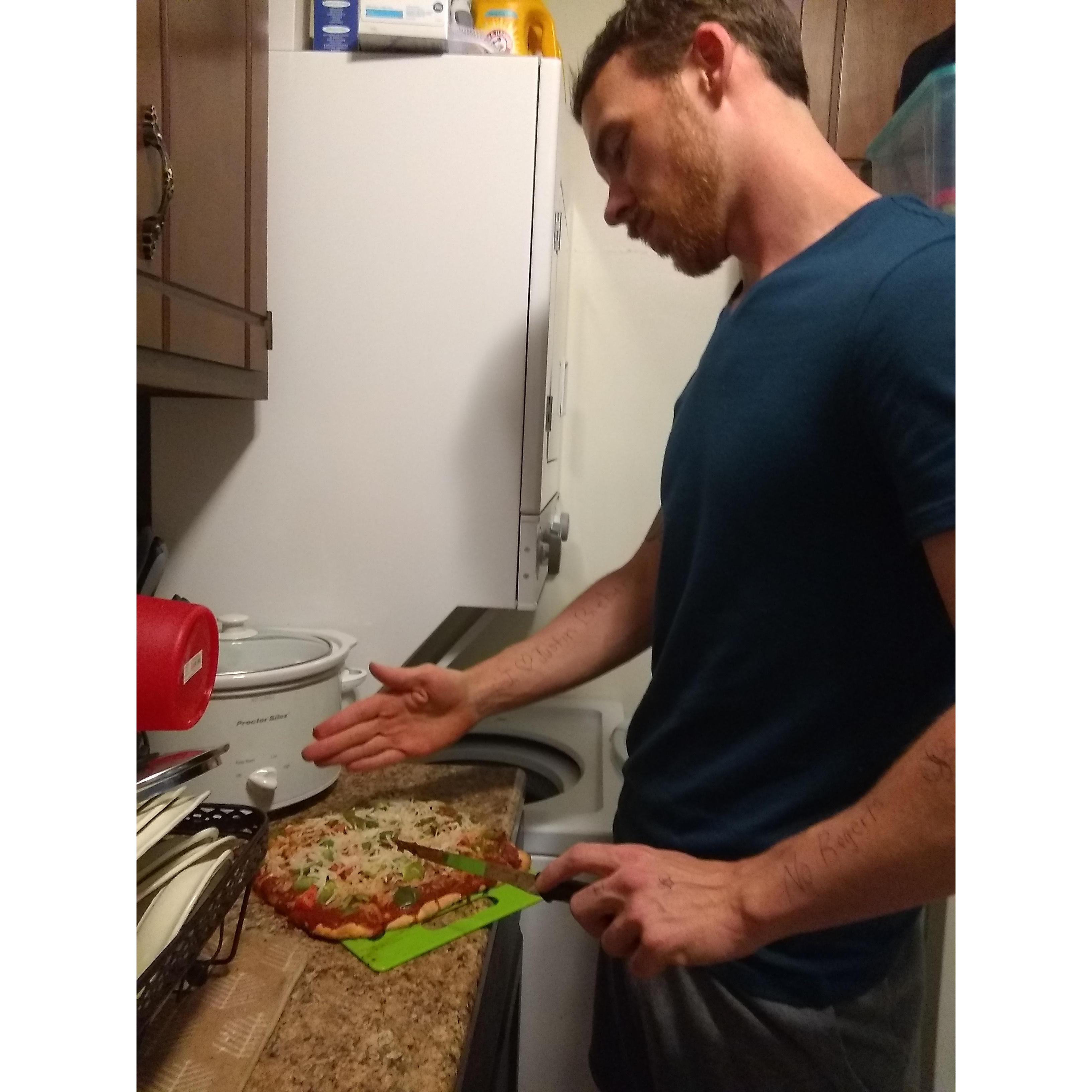 Cooking gluten-free pizza May 2020