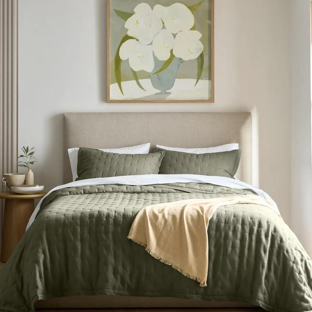 European Linen Dream Quilt - Dusty Olive, Full/Queen