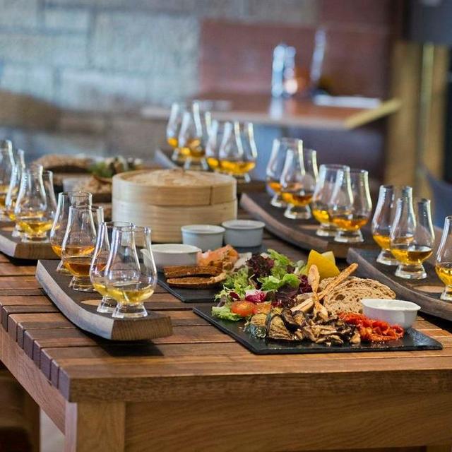 Edinburgh Whiskey Tasting and Food Pairing- 2 Tickets