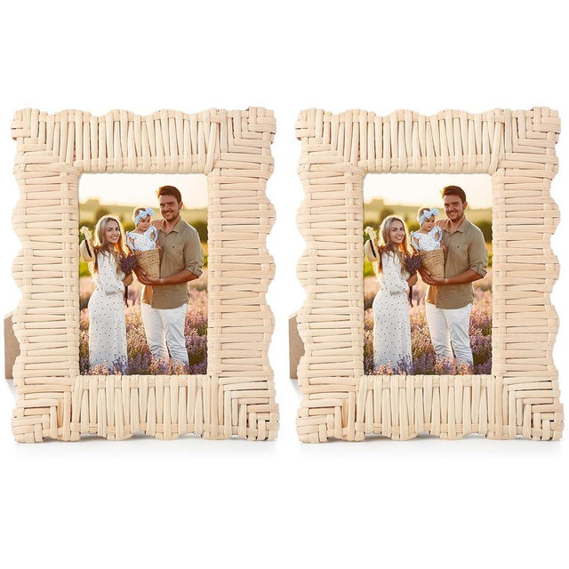 Lineshading 2 Pack Scalloped Woven Wicker Picture Frame 4 x 6 Inch Rattan Photo Frame for Wall Tabletop Display Home Decor Accessories Gifts for Family Friends