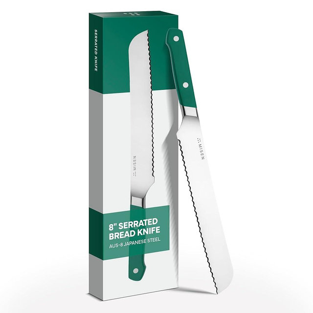 Misen Serrated Bread Knife – High-Carbon Japanese AUS8 Steel – Effortless Slicing of Bread, Pastries, and Fruits – Razor-Sharp Edge and Durable Blade with Ergonomic Handle - 8", Green