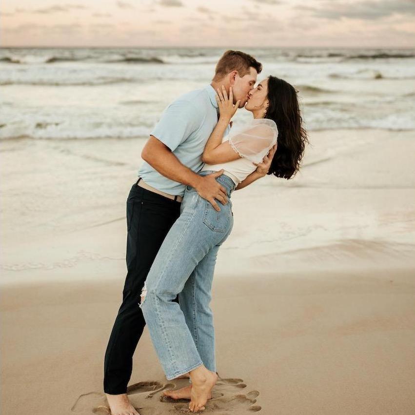 Engagement Photos | Washington Oaks State Park | 28 North Photography