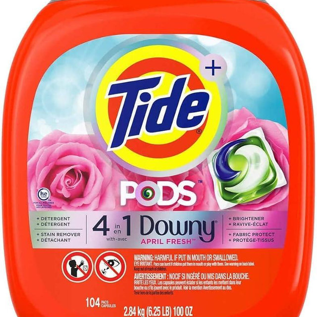 Tide Pods with Downy April Fresh, 104 Count