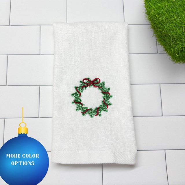 Embroidered Christmas Wreath Hand Towel: Festive Holiday Decor